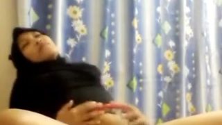 Awek Melayu tudung hitam XXX