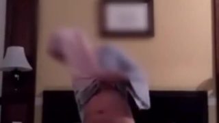 Awek hijab dalam xxx video