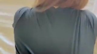 Budak perempuan tubuh paling kecil