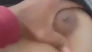Awek melayu hisap tetek dalam hutan