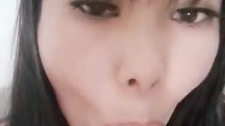 Awek melayu melancap dengan dildo