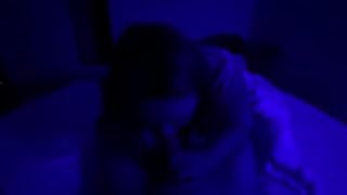 Video blowjob dalam bilik tidur