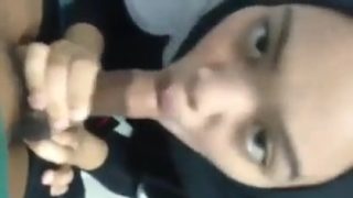 Melayu cantik berhijab tertelan batang besar