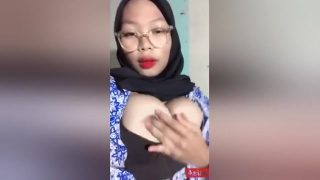 Cantik melayu berhijab berpayu dara besar