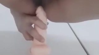 Siapa yang mahu meniduri gadis miang