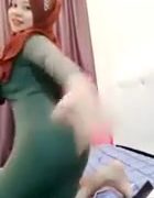 Tudung melayu tunjuk bentuk pantat