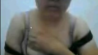 Awek skype malu tetek show