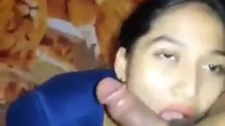 Gadis melayu lutut blwjob service