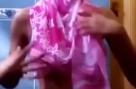 Malay skinny tudung tandas nude show
